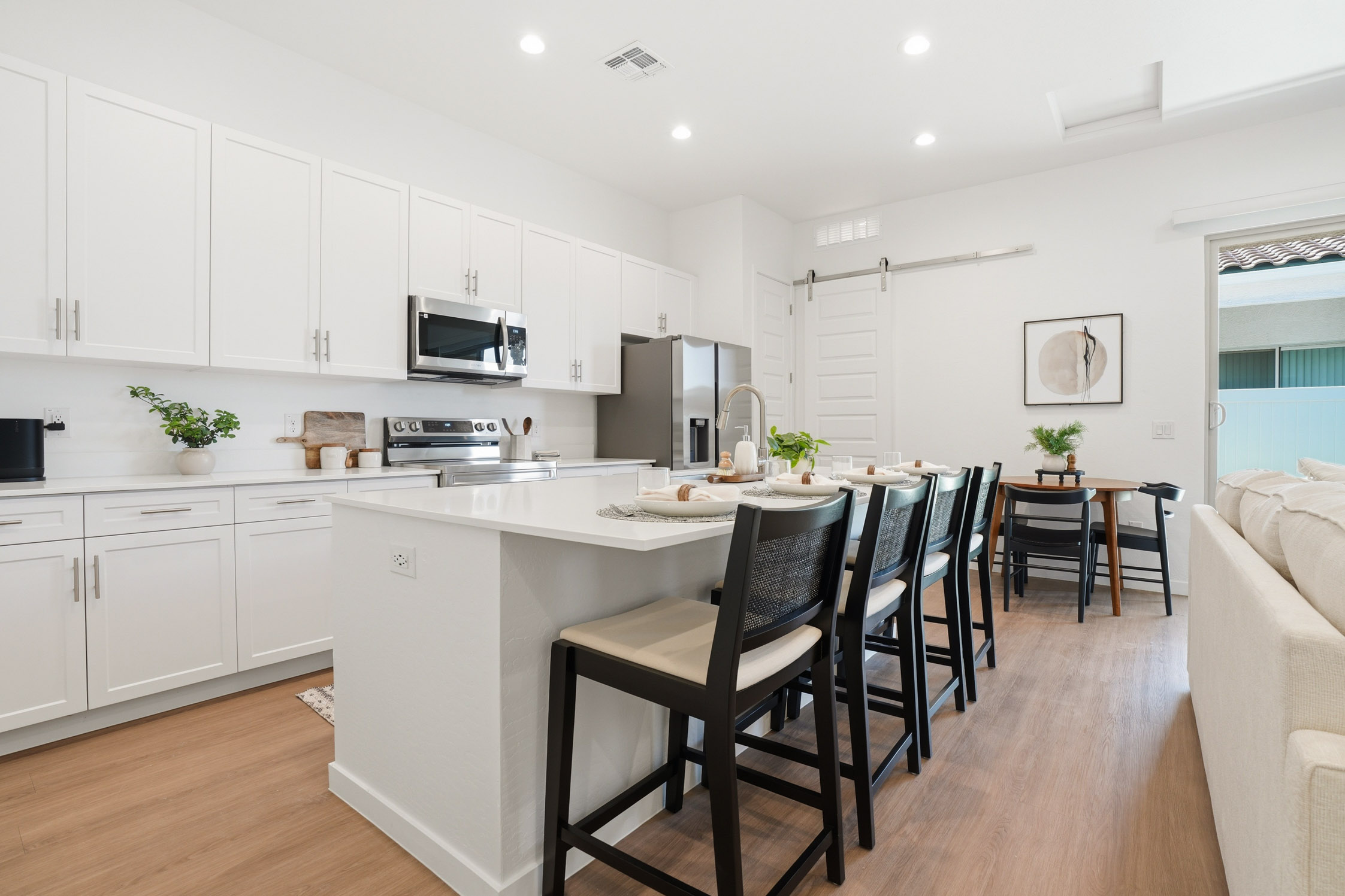 Modern kitchen